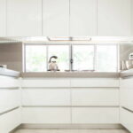 Hot_Rock_Granite_Kitchen_Oyster__3_.jpg