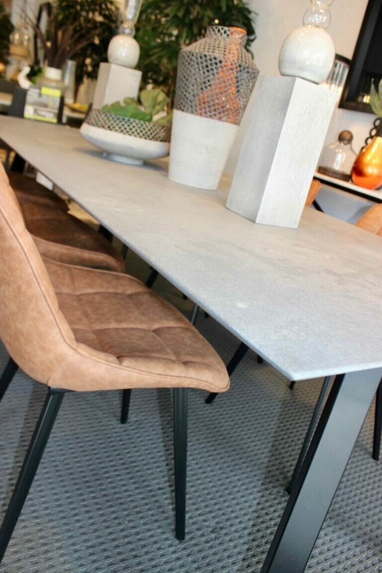 RuggedConcrete_4033_MossFurniture_Toyko_1.jpg