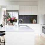 5131 Statuario Maximus - Kinsman Group - Shaynna Blaze
