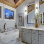 Traditional bathroom in Caesarstone 5141 Frosty Carrina 2005