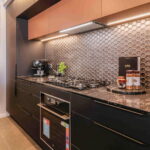 5100 Vanilla Noir - New American Home - Zac Homes