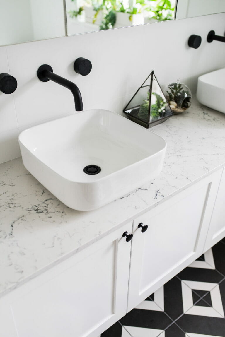 White_Attica_Just_in_Place_Rebecca_Lu_Photography_005