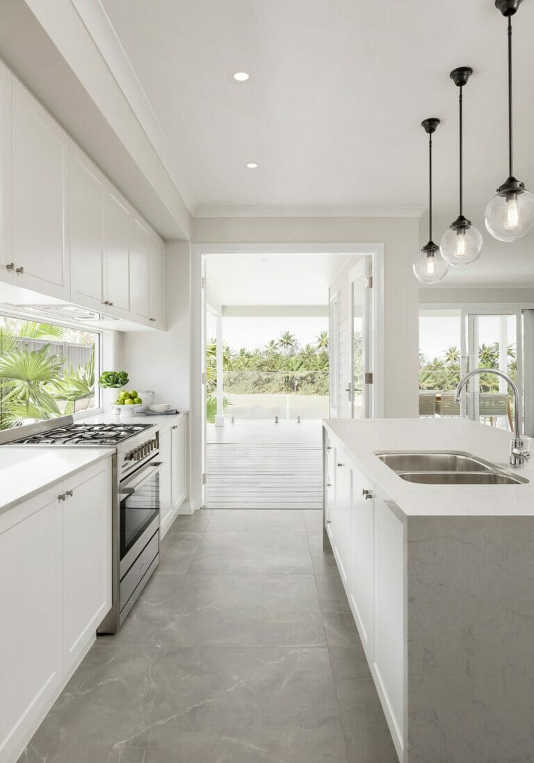 Georgian Bluffs 6134 Coral Homes New Hampshire Kitchen