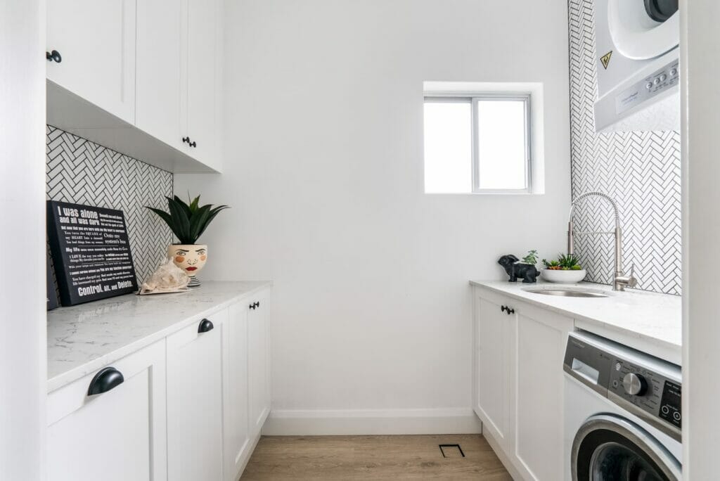 white gallery laundry