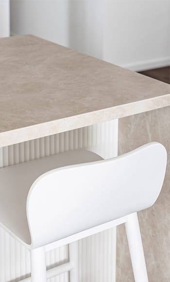 580 Fume Edstein Stone Mason - Sophie Tyler PH