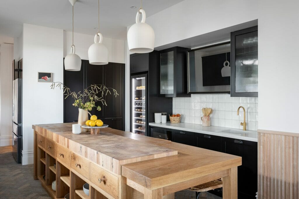 Scott Style Kitchen Scotty: Modern Farmhouse Kitchen | Caesarstone Australia