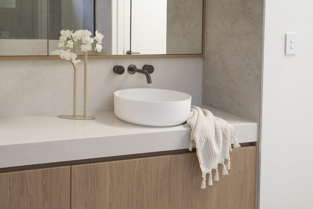 Close-up of Alpine Mist™ surface with fine white veining on grey base