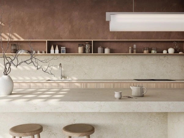 Caesarstone<sup>®</sup> kitchen benchtop in sedara beige white with bar seating